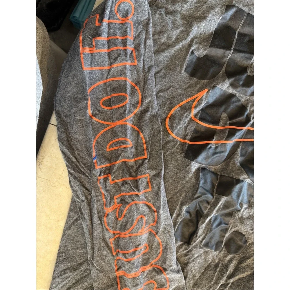 Nike Women Size L Grey Long Sleeve Just Do it Tshirt
